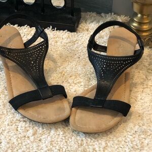Alfani Black Perforated T-Strap Sandals